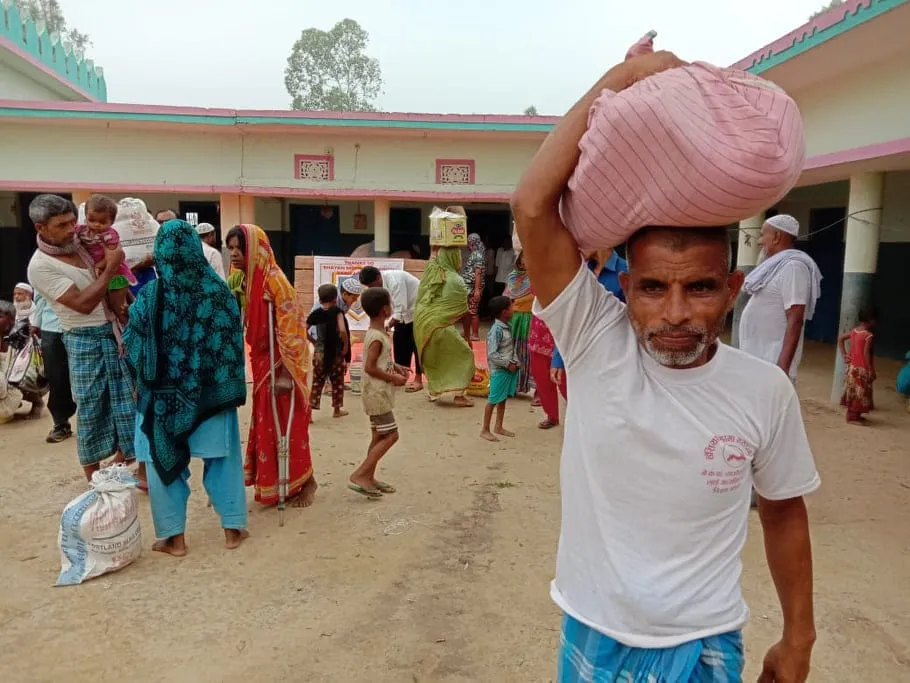 Action humanitaire de la Karkariya à Udaipur City (Inde)