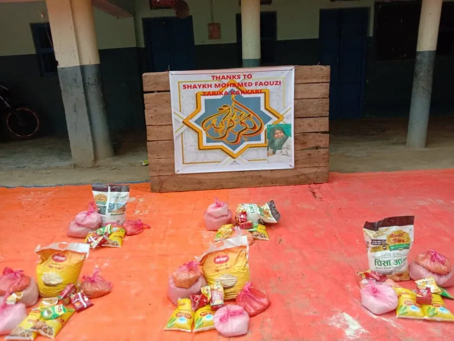 Action humanitaire de la Karkariya à Udaipur City (Inde)
