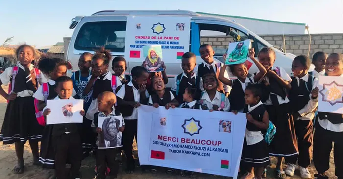 La Karkariya fait don d’une camionnette à l’orphelinat Fanantenana (Madagascar)