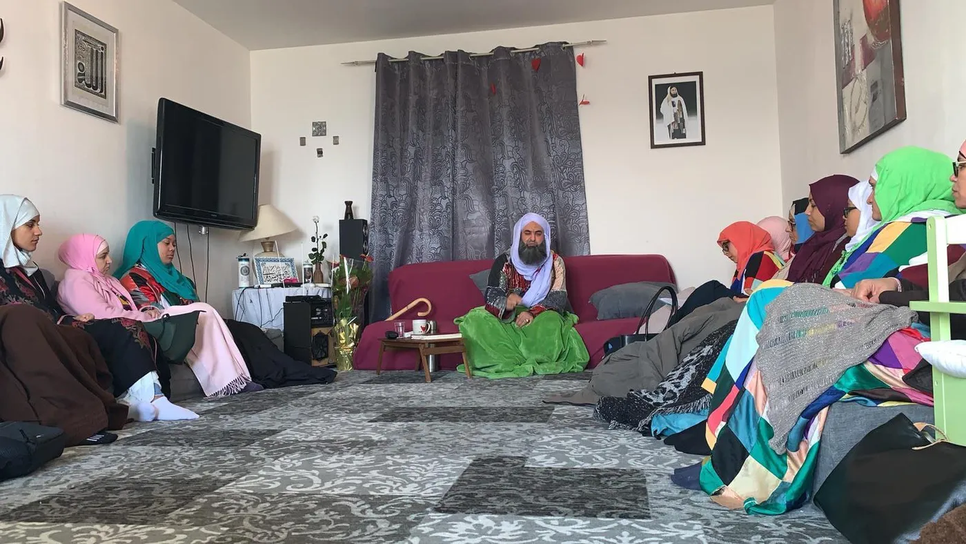 Assise des femmes à la zawiya de Condrieu مجلس النساء في زاوية كوندريو