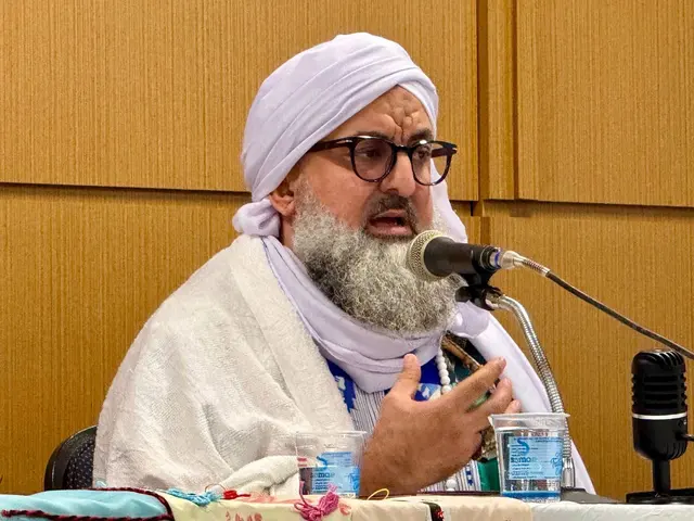 Le Shaykh s'exprime lors de sa conférence au Brésil